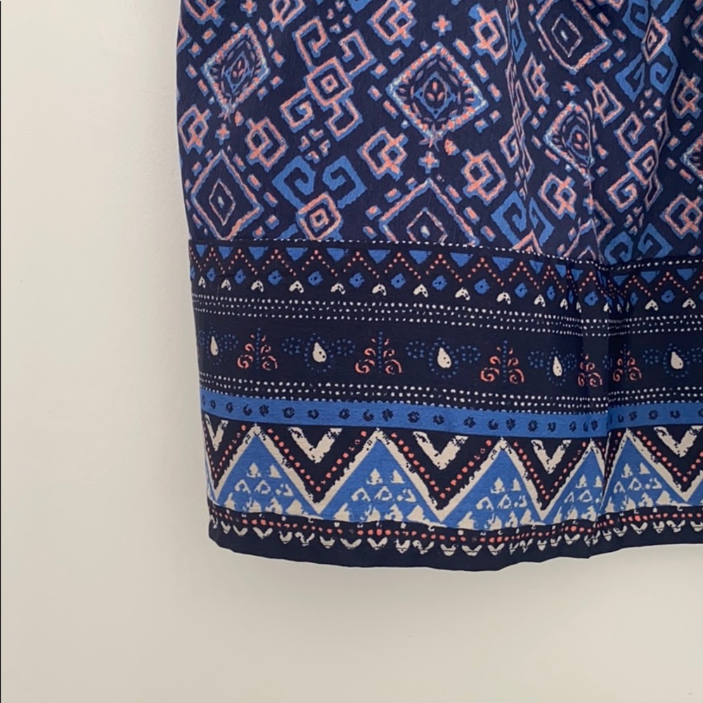 Hollister Patterned Tank Top! - Picture 4 of 5